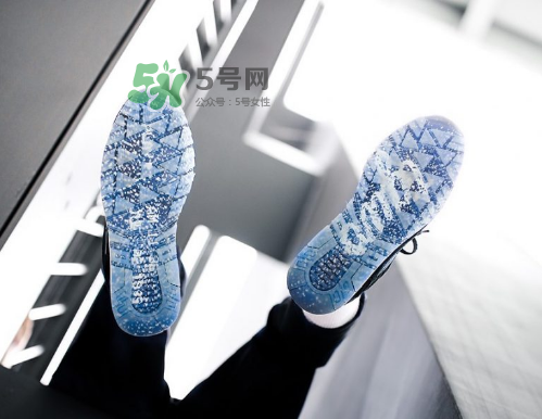 tgwo與saucony聯(lián)名shadow 5000vhs運(yùn)動(dòng)鞋在哪買？