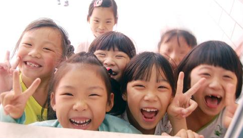 孩子在幼兒園受欺負(fù)怎么辦？孩子在幼兒園不合群怎么辦？