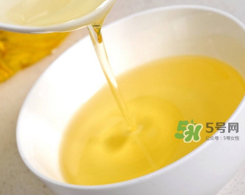 轉(zhuǎn)基因大豆油能吃嗎？轉(zhuǎn)基因大豆油有什么危害？