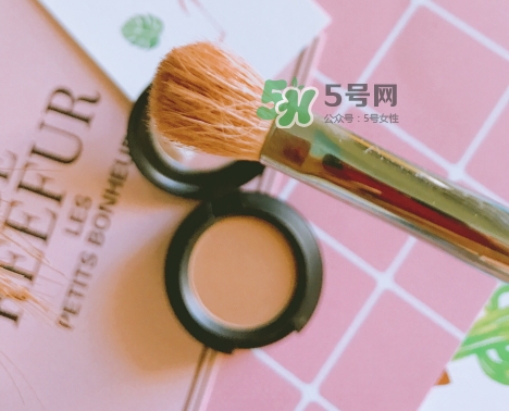 mac焦點小眼影怎么樣？mac時尚焦點小眼影好用嗎