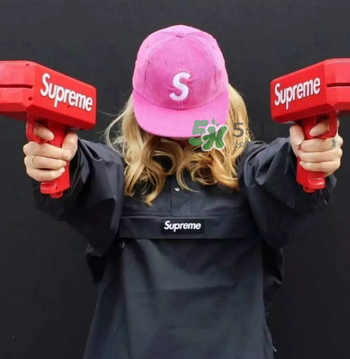supreme噴錢槍多少錢？supreme鈔票槍價(jià)格