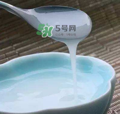 仙草凍熬好多久能成型？仙草凍添加什么才會結(jié)凍