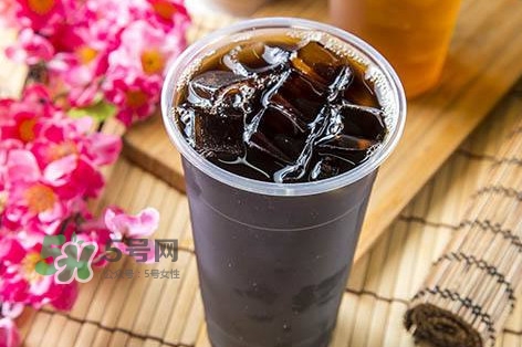 仙草凍是什么？仙草粉怎么煮成仙草凍