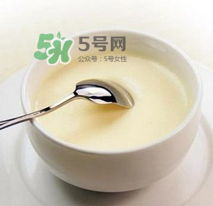 牛初乳粉什么時候吃最好？牛初乳粉的吃法是怎么樣的？