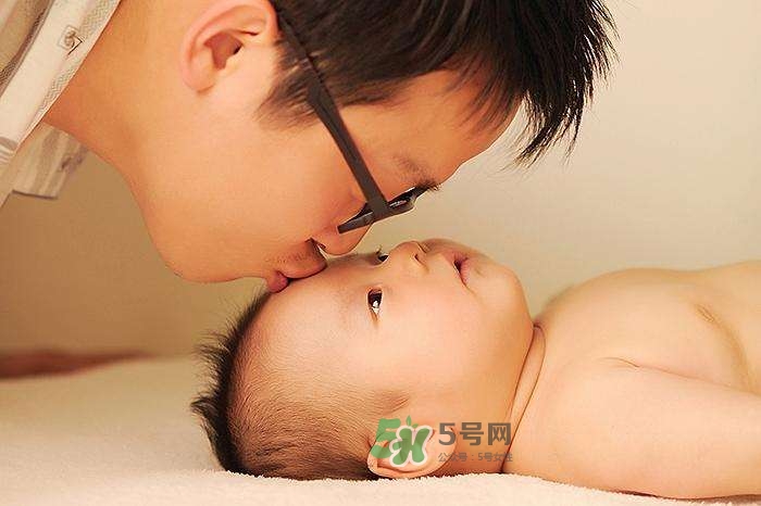 孩子違反規(guī)范時(shí)，如何才能避免親子沖突
