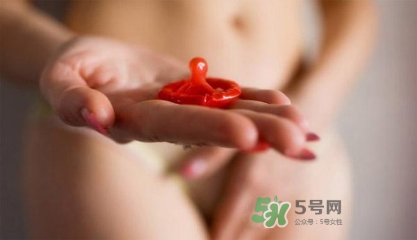 安全套越薄越好嗎？超薄避孕套會破嗎？