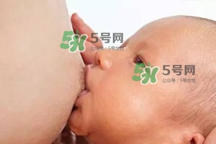 坐月子要穿內(nèi)衣嗎？坐月子不穿內(nèi)衣胸會下垂嗎？