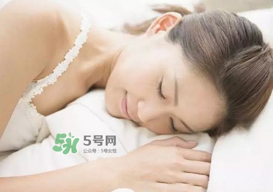 鬼壓床與臥室有關(guān)嗎？鬼壓床是什么意思