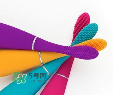FOREO ISSA牙刷多久充一次電？FOREO ISSA牙刷充電能用多久？