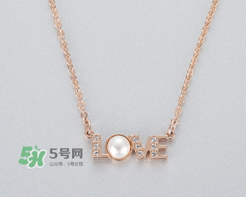 施華洛世奇七夕字母項鏈多少錢？施華洛世奇七夕字母項鏈專柜價格