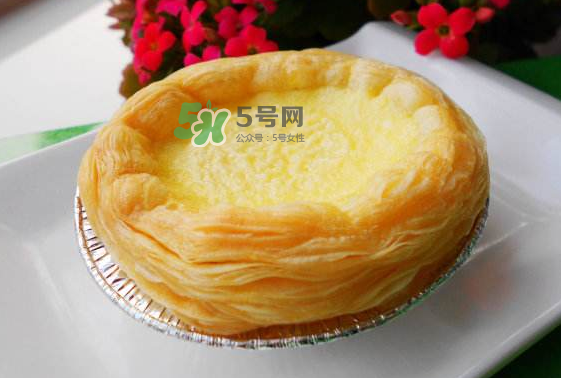 烤蛋撻烤箱預(yù)熱要多久？烤蛋撻用上火還是下火？