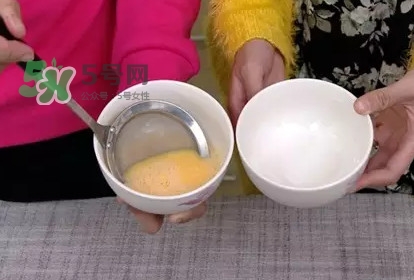 蒸雞蛋怎么做沒(méi)有蜂窩？蒸雞蛋怎么去腥味