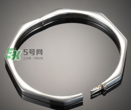 銀手鐲變黑了如何洗白？銀手鐲變黑怎么洗？