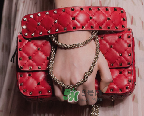 rockstud spike是什么品牌？rockstud spike耐用嗎？