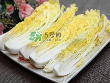 娃娃菜是轉(zhuǎn)基因蔬菜嗎？娃娃菜是涼性的嗎