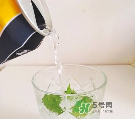 蘇打水怎么做飲料？檸檬蘇打水怎么做