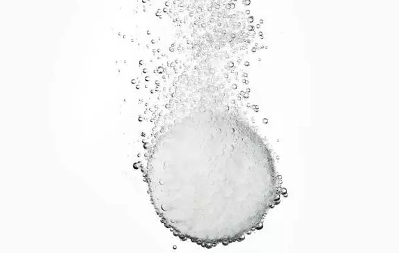 蘇打水是碳酸飲料嗎？蘇打水和碳酸飲料的區(qū)別