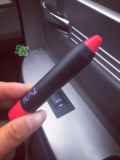 緞面口紅哪個好用？緞面口紅排行榜