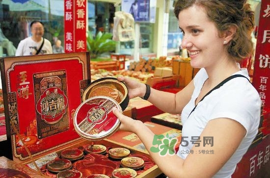 中秋節(jié)外國(guó)人怎么吃？外國(guó)人過(guò)中秋節(jié)嗎？
