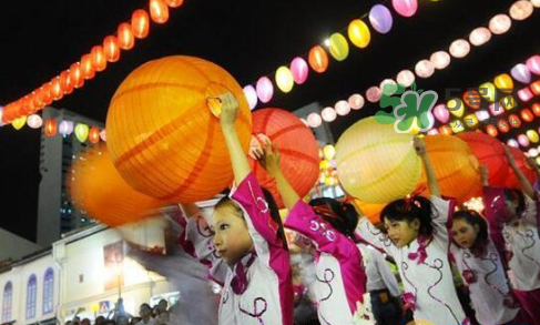 中秋節(jié)外國(guó)人怎么吃？外國(guó)人過(guò)中秋節(jié)嗎？