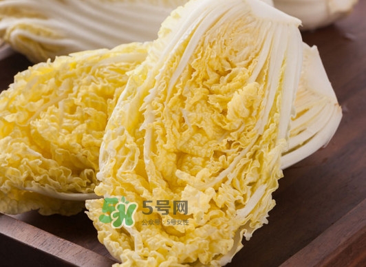 娃娃菜是轉(zhuǎn)基因蔬菜嗎？娃娃菜是涼性的嗎