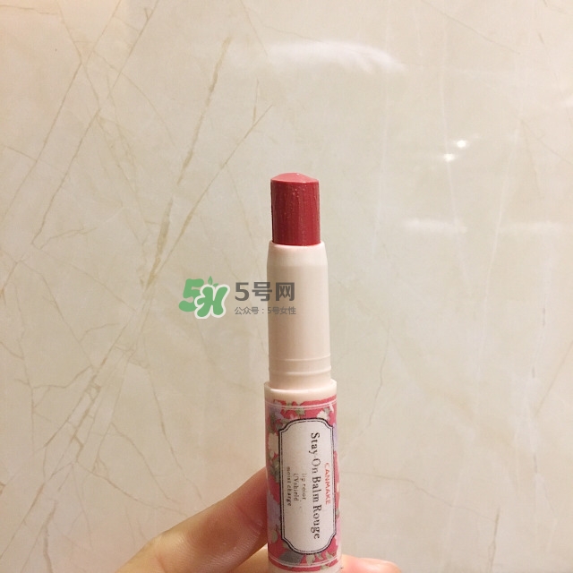 保濕口紅哪個(gè)牌子好？什么牌子的口紅保濕效果好