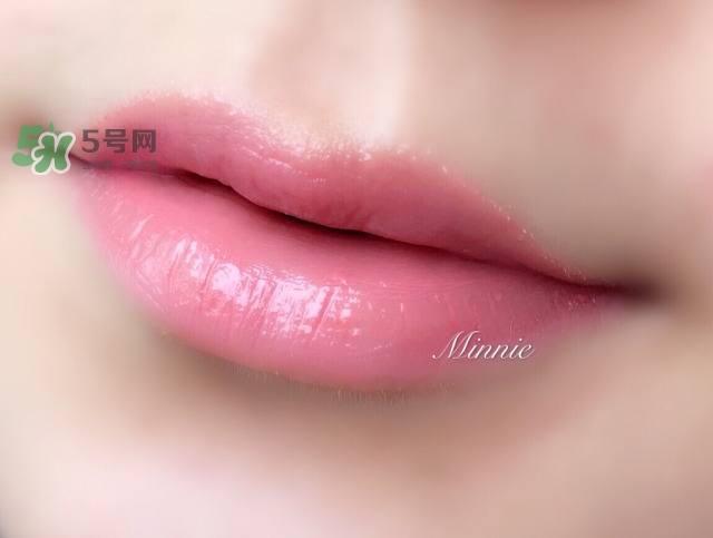保濕口紅哪個(gè)牌子好？什么牌子的口紅保濕效果好