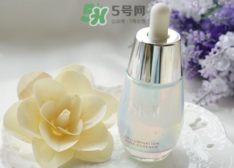 sk2小紅瓶和小燈泡精華哪個好？sk2小燈泡和小銀瓶精華區(qū)別