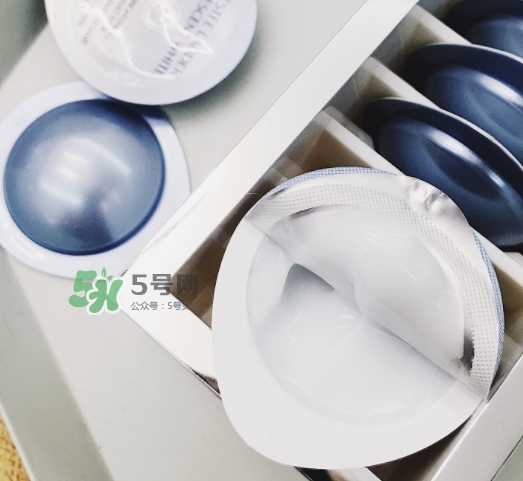 雅詩蘭黛凍膜好用嗎？雅詩蘭黛晶透沁白凍膜怎么樣