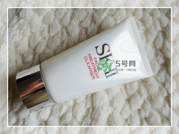 SK2護(hù)膚潔面霜怎么樣？sk2潔面霜是洗面奶嗎？