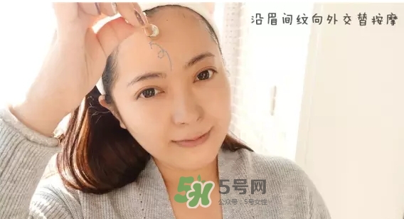 迪奧花蜜活顏絲悅眼霜怎么用？迪奧花蜜活顏眼霜用法