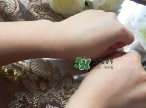 HR赫蓮娜小綠管眼霜怎么用？赫蓮娜小綠管使用方法