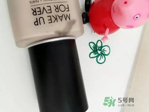 玫珂菲水粉霜怎么樣？玫珂菲全新雙用水粉霜好用嗎？