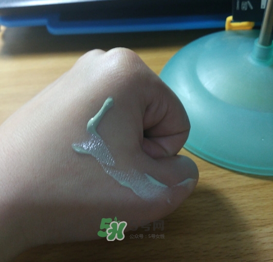 Make up forever浮生若夢(mèng)隔離霜怎么樣？浮生若夢(mèng)隔離好用嗎？