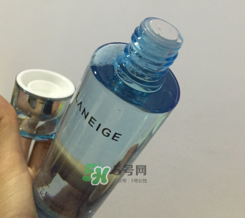 蘭芝水凝輕盈精華水怎么樣？蘭芝水凝輕盈精華水好用嗎？