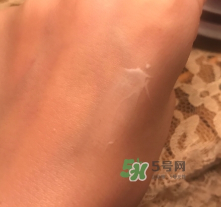 百雀羚眼霜怎么用？百雀羚眼霜怎么打開