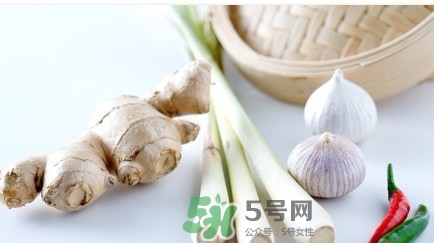男人吃蔥壯陽嗎？男人吃蔥有什么好處？