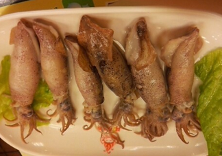 魷魚仔怎么清洗圖解？小魷魚怎么清洗？
