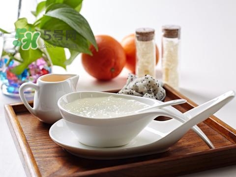 燕窩可以和桃膠一起燉嗎？燕窩燉桃膠的做法大全