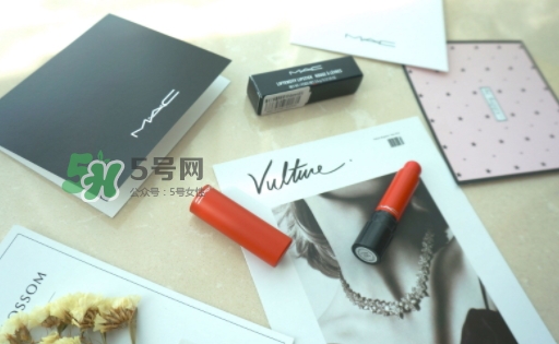 mac魅可立體凝彩唇膏怎么用？魅可立體凝彩唇膏真假辨別