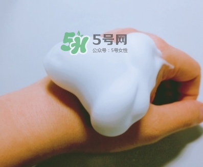 妮維雅氨基酸洗面奶怎么樣？妮維雅氨基酸潔面慕斯價(jià)格