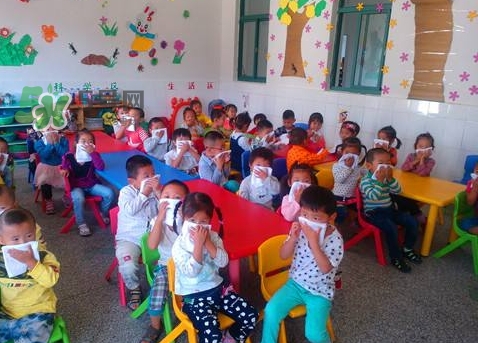 第一次送孩子去幼兒園，你是哪種家長？