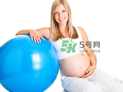 順產(chǎn)前做什么運(yùn)動(dòng)生得快？順產(chǎn)前吃什么有助分娩？