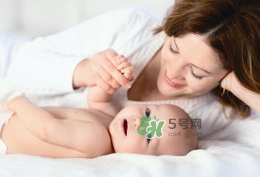 剖腹產(chǎn)真的不疼嗎？20位產(chǎn)后媽媽告訴你剖腹產(chǎn)有多疼