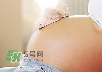 剖腹產(chǎn)真的不疼嗎？20位產(chǎn)后媽媽告訴你剖腹產(chǎn)有多疼