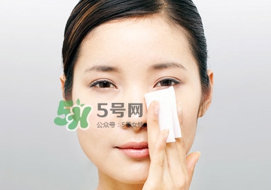 牙膏怎么去黑頭？牙膏去黑頭有用嗎