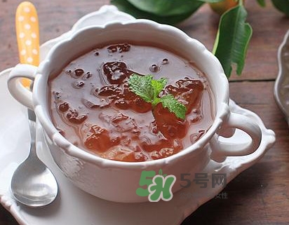 桃膠適合什么人吃？吃桃膠會上火嗎？