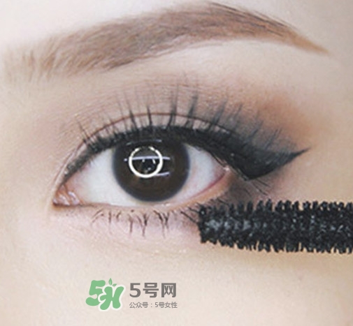 煙熏妝怎么畫？煙熏妝的畫法步驟圖解