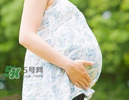 孕期為什么會(huì)水腫？孕期手腳腫怎么辦？