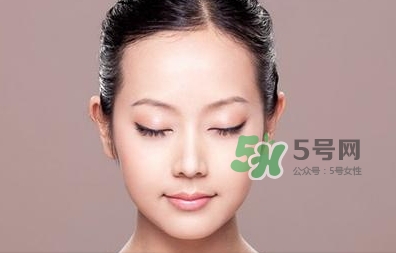 油性皮膚可以用橄欖油嗎？橄欖油擦臉有什么好處？